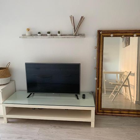 בנאלמדנה Acogedor Estudio En Primera Linea De Playa מראה חיצוני תמונה