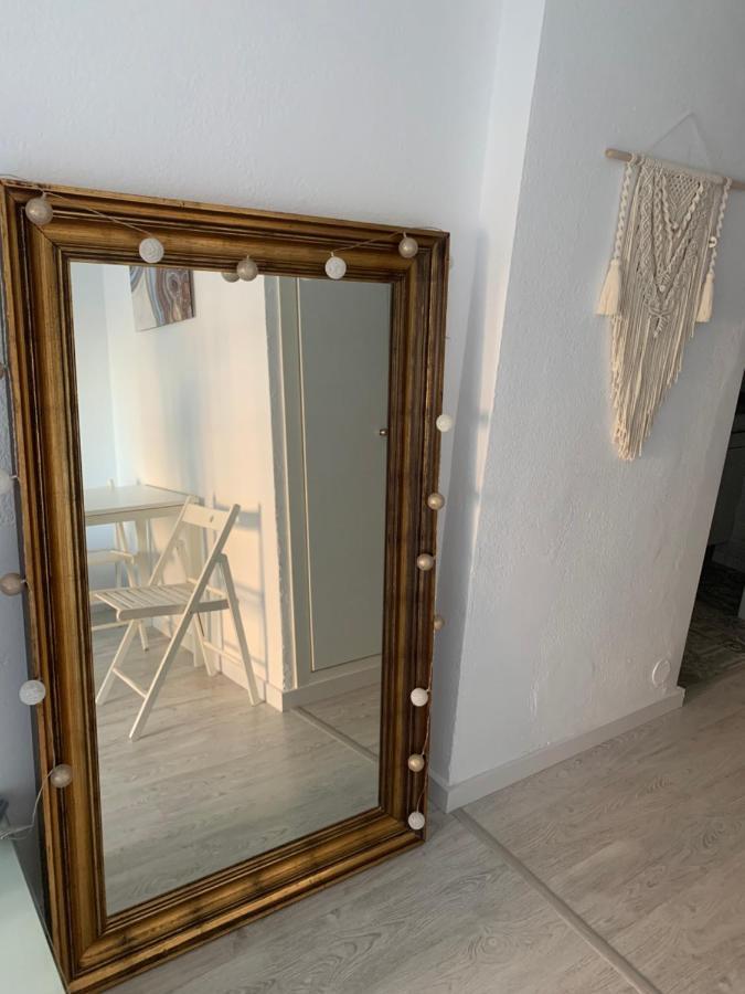 בנאלמדנה Acogedor Estudio En Primera Linea De Playa מראה חיצוני תמונה